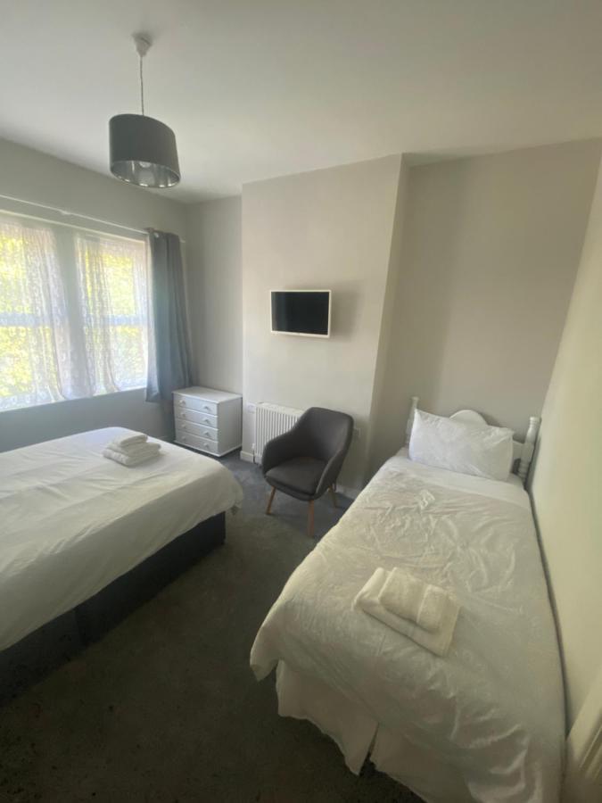 Chambre Lits Jumeaux Spacieuse