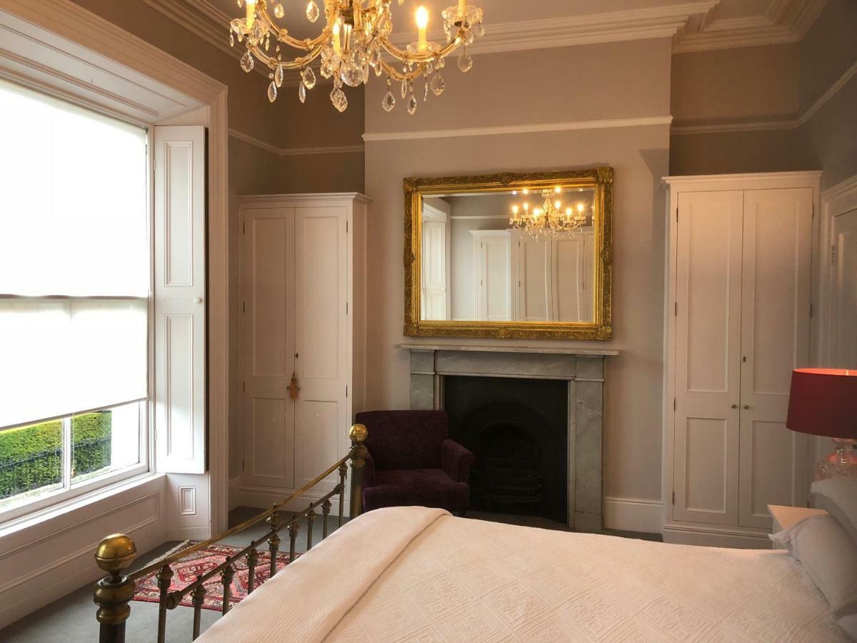 Chambre Lit Queen-Size Deluxe