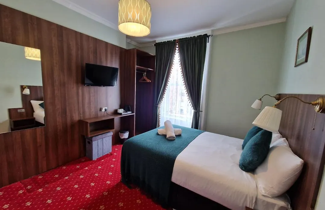 Lyndon Guesthouse-1