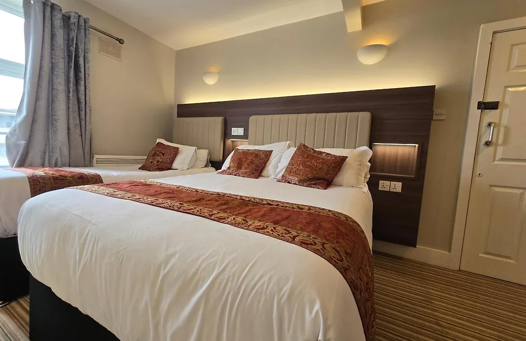 Double Bedroom Studios-1