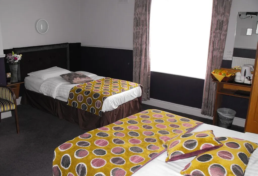 The Glen Guesthouse-1