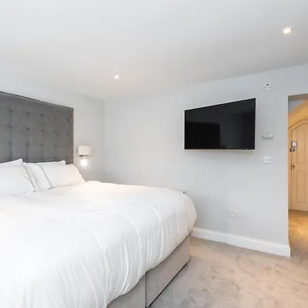 Albert Place Rooms-3