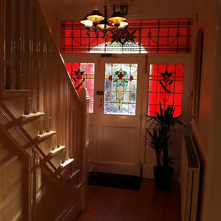 Ashling House Serviced Accommodation-3