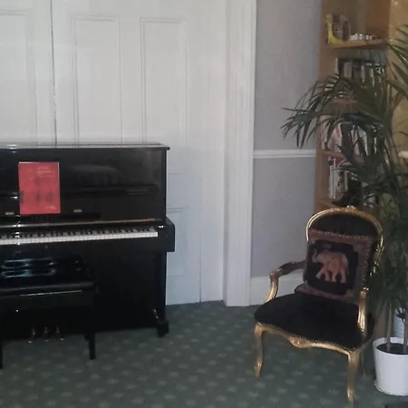 St. Aiden'S Guesthouse-3