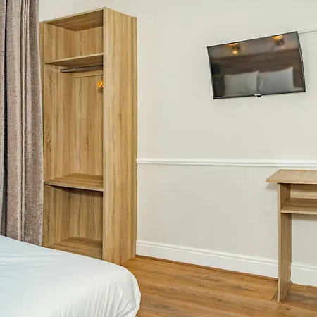 Iveagh Lodge-2